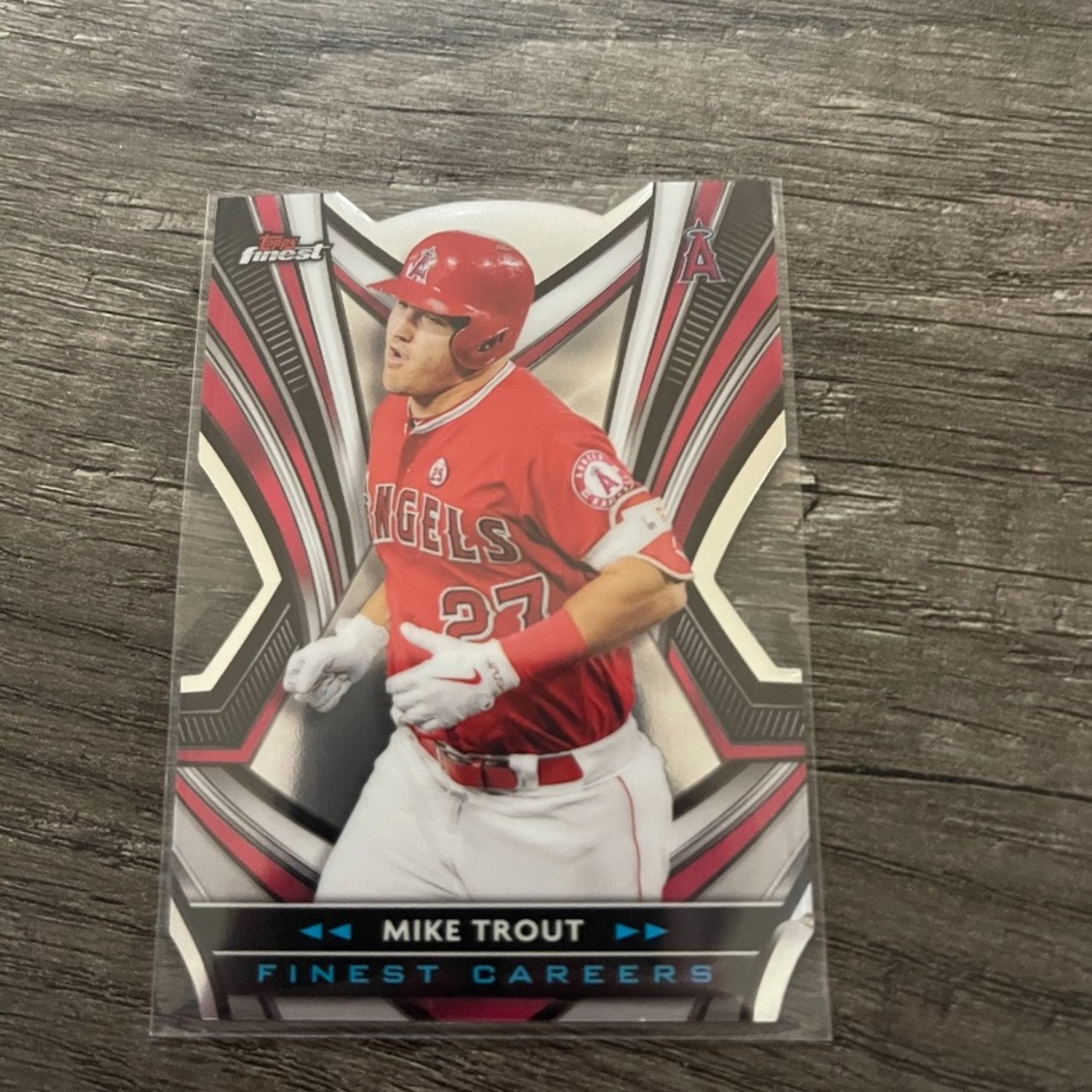 Mike Trout diecut baseball card